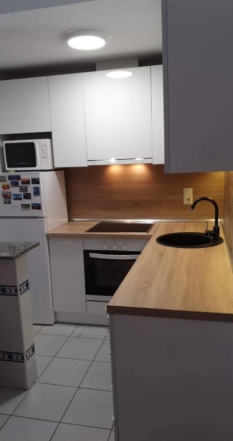 Apartment Eneas ตอร์เรเวียคา ภายนอก รูปภาพ